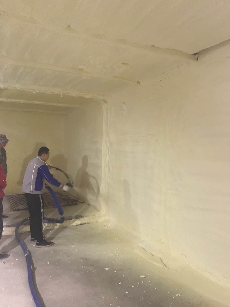 冷庫聚氨酯噴涂施工標準